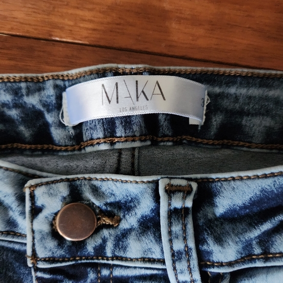 Jeans - Picture 2 of 2